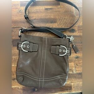 Coach chocolate Brown Leather SOHO Duffle Bag Crossbody Purse Shoulder Bag 1452